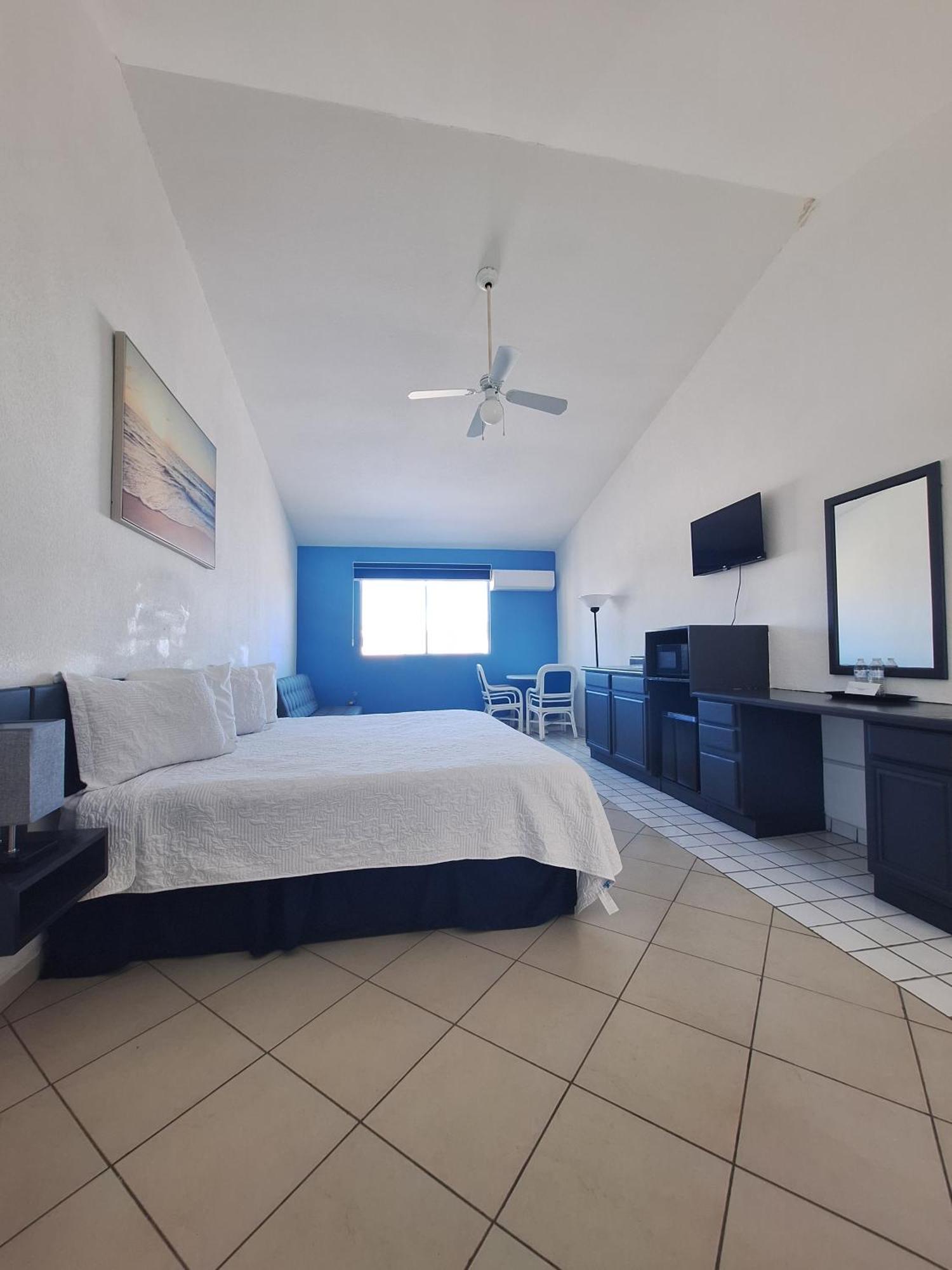 Playa Inn Rocky Point Екстер'єр фото